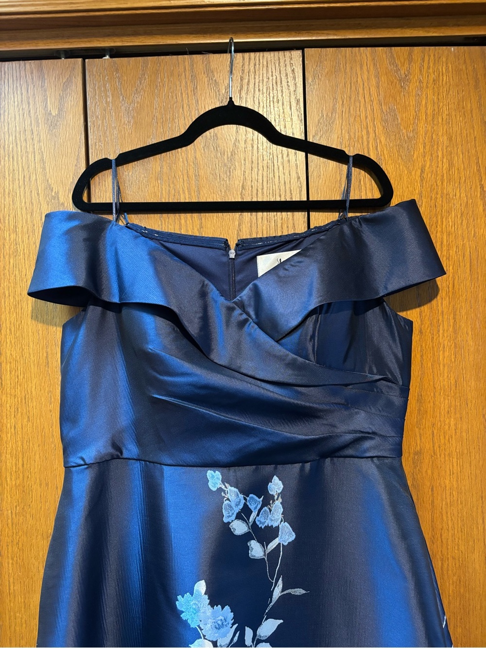Alex Evenings Navy One-Shoulder Floral Evening Gown - Picture 5 of 9